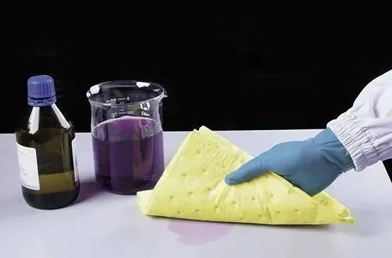 What&rsquo;s the most absorbent material?